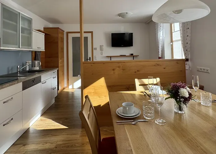 Romana - Altstadt Apartment *